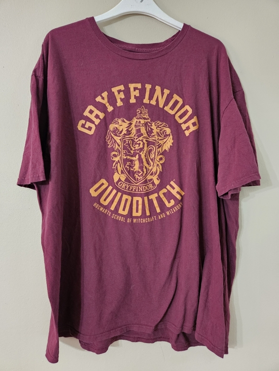 Wizarding World Of Harry Potter Other - Harry Potter Gryffindor Tshirt XXL
